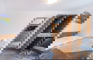 Foto 2 - Graceful Apartment in Salzburg With Balcony