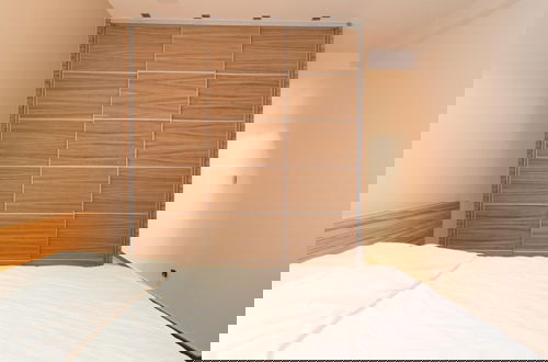 Photo 3 - Stunning Apartment by the sea in Ostend