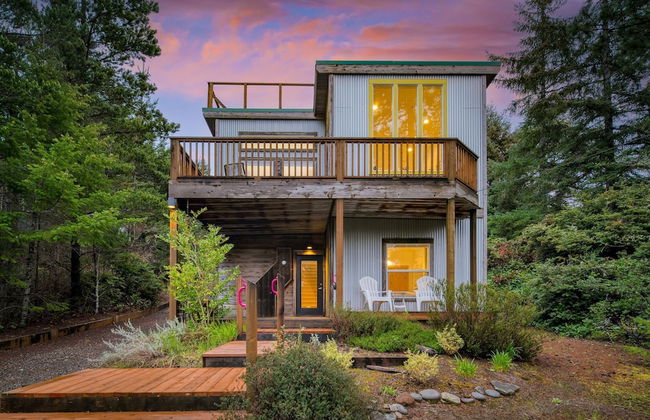 Buttercup Bay Hideaway by Avantstay Cozy Escape w Fire Pit Walk to Beach - Foto 1