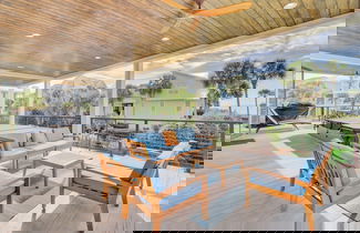 Foto 2 - 7 Beachwood East by Avantstay Steps to the Beach Ocean Views Hot Tub 7bdr