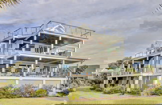Foto 1 - 7 Beachwood East by Avantstay Steps to the Beach Ocean Views Hot Tub 7bdr