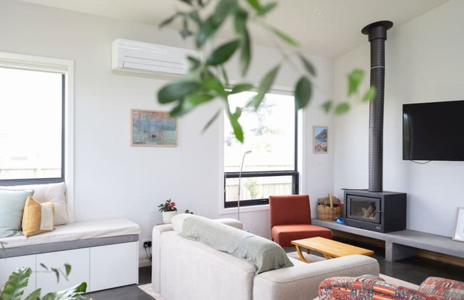 Modern Coastal Escape Pet Friendly With Fireplace - Foto 13
