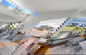 Photo 3 - Modern Coastal Escape Pet Friendly With Fireplace