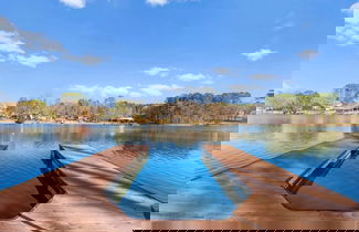 Foto 2 - Waking Up Norman Lakefront Getaway w Kayaks Fire Pit Lake Views