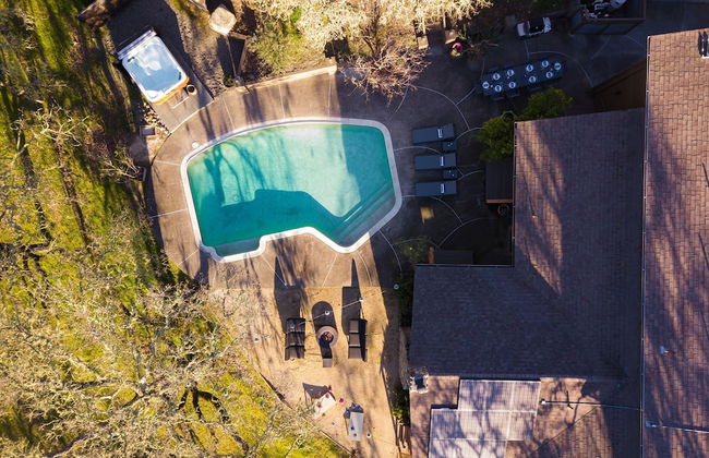 Gable by Avantstay Beautiful 3 5 Acre Oasis w Gorgeous Views Pool Hot Tub - Foto 29