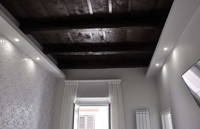 Imperial Suite - Photo 3