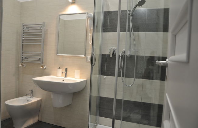 Imperial Suite - Photo 21