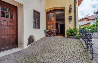 Foto 1 - Belvilla by OYO Charming Apartment in Brez With TV