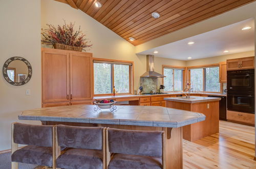 Photo 6 - Jackpine Lane #6 by Village Properties at Sunriver