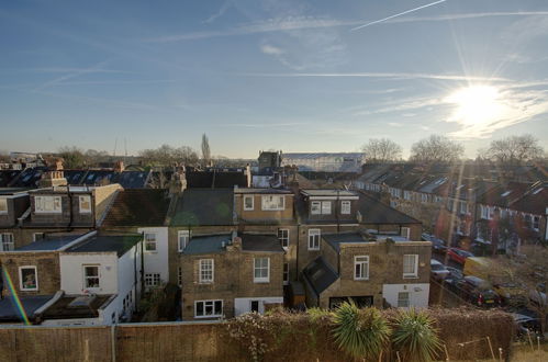 Photo 22 - Roomspace Apartments -Kew Bridge Court