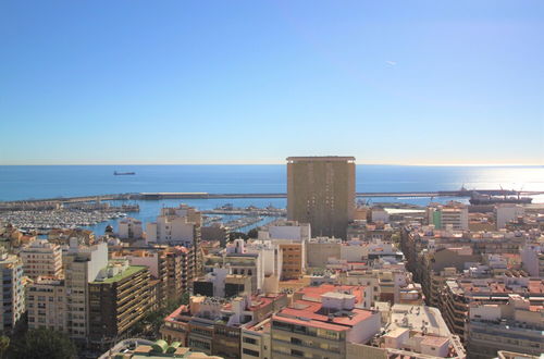 Foto 12 - Apt. CasaTuris con vistas a Alicante