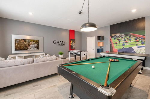 Foto 1 - Premium Home With Game Room and Private Pool