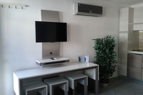 Photo 14 - Smart Home