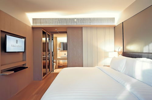 Photo 10 - Arcadia Suites Bangkok