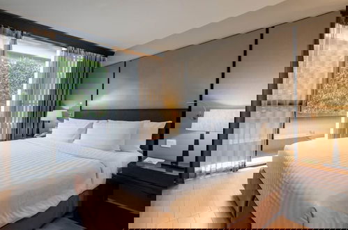 Photo 23 - Arcadia Suites Bangkok