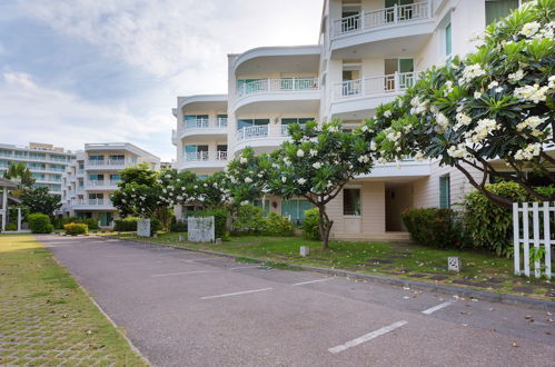 Photo 73 - Baan Poolom Beachfront Condominium