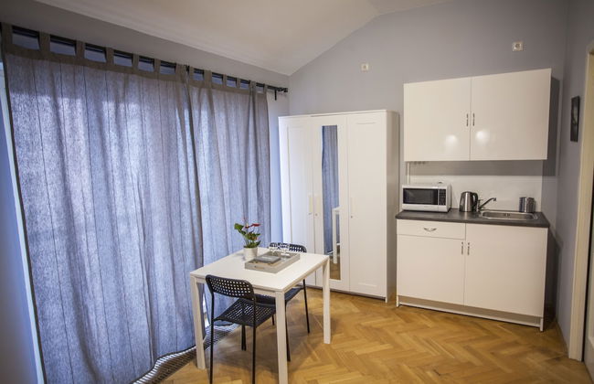 Prague Žižkov Studios - Photo 15