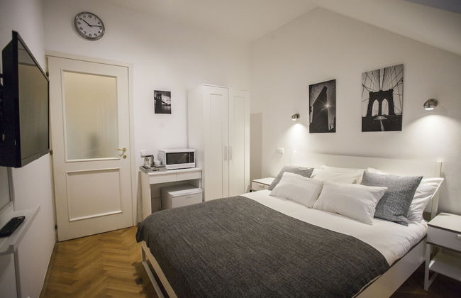 Prague Žižkov Studios - Photo 11