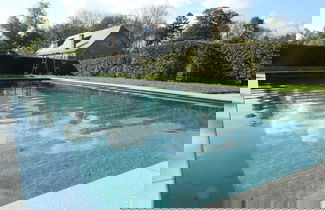 Foto 1 - Holiday Home in Gesves With Pool and Sauna