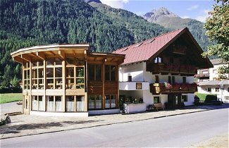 Foto 1 - Luxury Apartment in Längenfeld near Ski Area