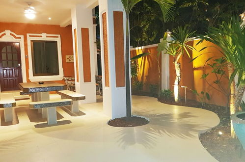 Foto 21 - YAILAND Luxury Pool Villa Pattaya Walking Street 5 Bedrooms