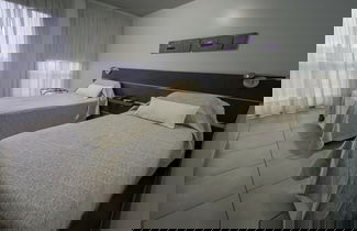 Photo 2 - Kube Apartments Express