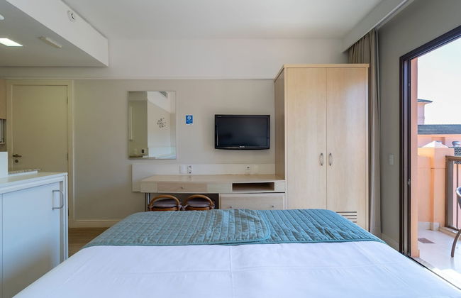 Estúdios Modernos em Resort pé na areia - Jurerê Beach Village JBVJR - Foto 8