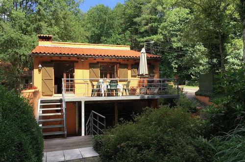 Photo 32 - Cosy and Snug Holiday Home With Joint Swimming Pool