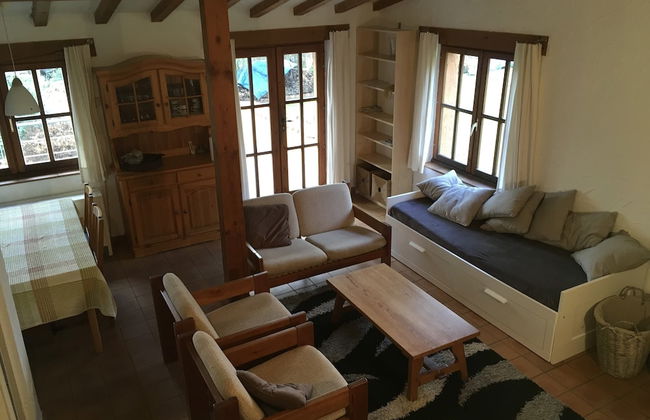 Cosy and Snug Holiday Home With Joint Swimming Pool - Foto 12