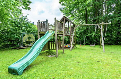 Photo 19 - Cosy and Snug Holiday Home With Joint Swimming Pool