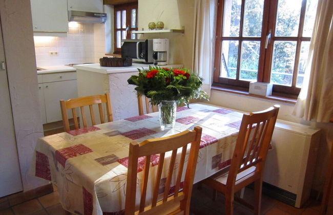 Cosy and Snug Holiday Home With Joint Swimming Pool - Foto 22