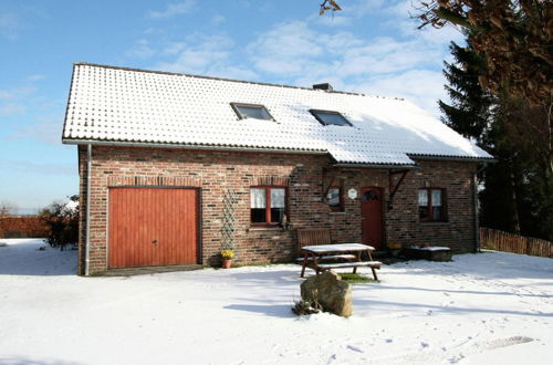 Foto 35 - Nice Holiday Farmhouse Located in Sourbrodt near Ski Resort of Ovifat