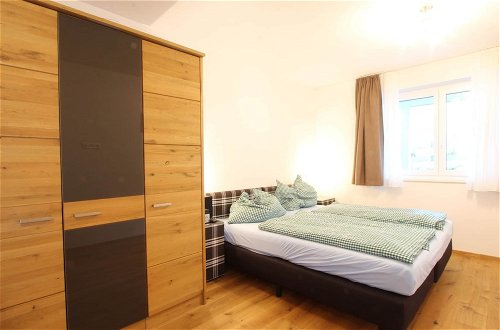 Photo 2 - Modern Apartment in Neukirchen am Grossvenediger