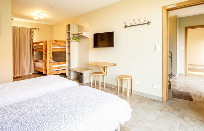 Home in a Rural Setting With a Wonderfully Garden - Foto 5