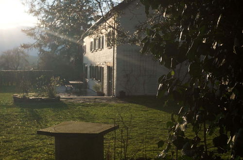 Foto 40 - House With Large Garden Next to the Royal Castle of Ciergnon