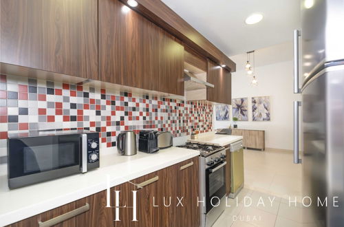 Photo 9 - LUX Holiday Home - Azure Residence 1