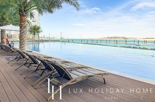 Photo 1 - LUX Holiday Home - Azure Residence 1