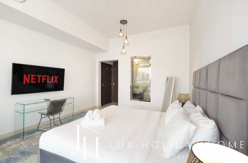 Photo 4 - LUX Holiday Home - Azure Residence 1