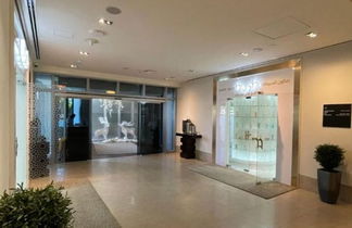 Photo 3 - Luxury stay at Fashion Avenue Dubai Mall Residence