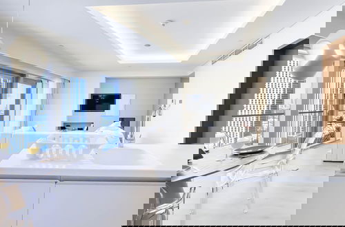 Foto 22 - Luxury stay at Fashion Avenue Dubai Mall Residence
