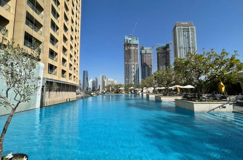 Photo 10 - Luxury stay at Fashion Avenue Dubai Mall Residence