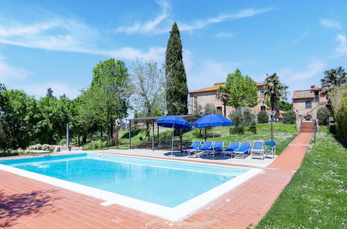 Photo 21 - Scenic Farmhouse in Peccioli with Swimming Pool near Lakes