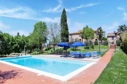 Photo 20 - Scenic Farmhouse in Peccioli with Swimming Pool near Lakes