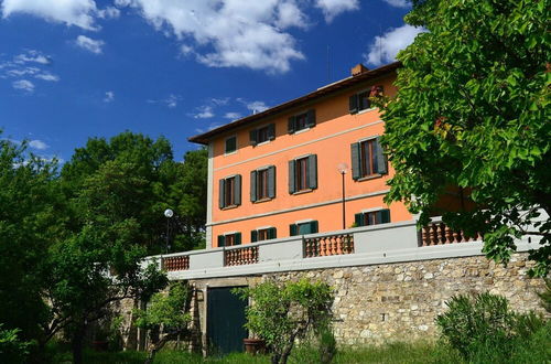 Photo 35 - A Part of a Beautiful Mansion With View of the Chianti Classico Hills