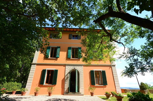 Photo 36 - A Part of a Beautiful Mansion With View of the Chianti Classico Hills