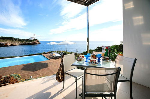 Photo 22 - Sea Front Luxurious Villa