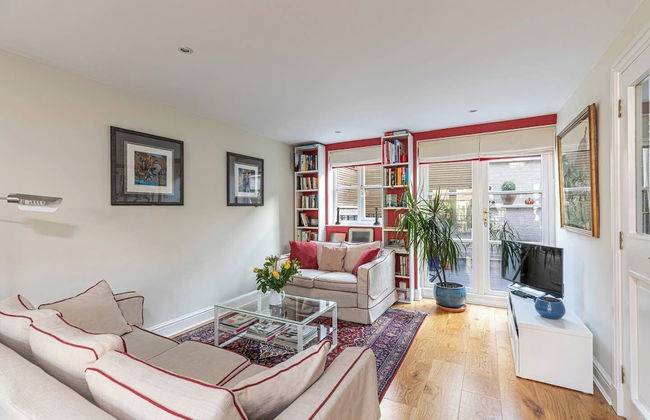 JOIVY Lovely 2bed House in Wandsworth w/ Backyard Patio - Foto 19