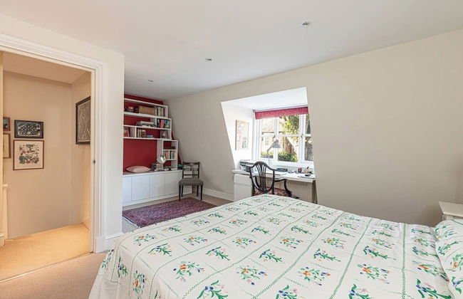 JOIVY Lovely 2bed House in Wandsworth w/ Backyard Patio - Foto 5