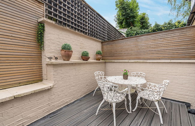 JOIVY Lovely 2bed House in Wandsworth w/ Backyard Patio - Foto 27
