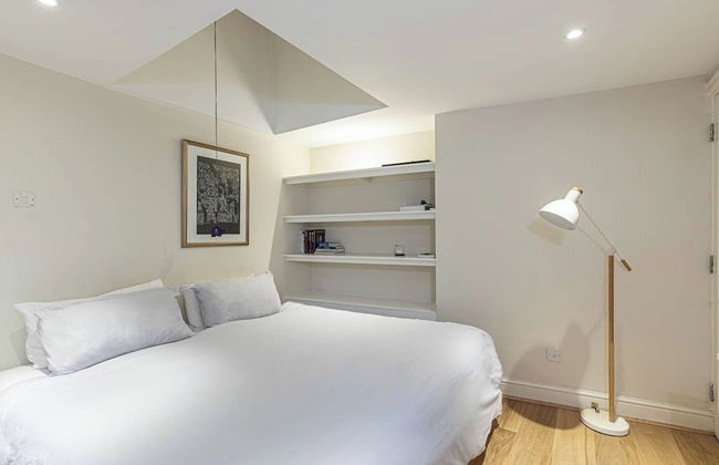 JOIVY Lovely 2bed House in Wandsworth w/ Backyard Patio - Foto 4